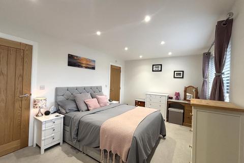 3 bedroom detached house for sale, Mab Ha Broder, Trewennack TR13