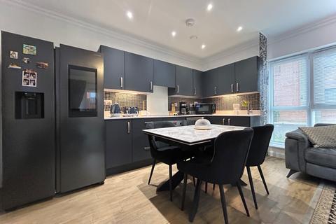 undefined, 17 Thimble Crescent, Hackbridge SM6