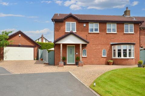 3 bedroom detached house for sale, Harrow Place, Stone