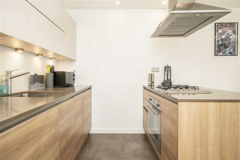 1 bedroom flat for sale, Crowder Street, London E1