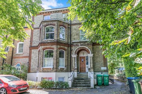 1 bedroom flat for sale, Ewell Road, Surbiton KT6