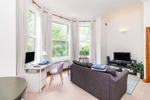 1 bedroom flat for sale, Ewell Road, Surbiton KT6