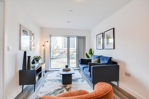 2 bedroom apartment to rent, Church Street Place, Church Street, M30