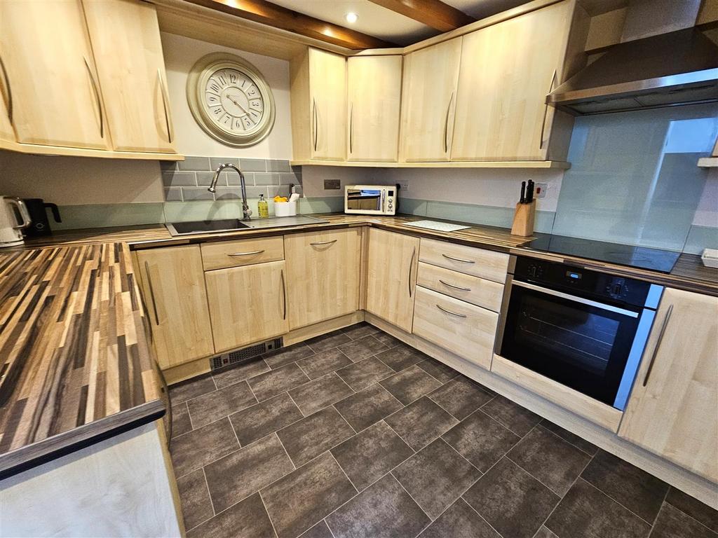 Kitchen.jpg