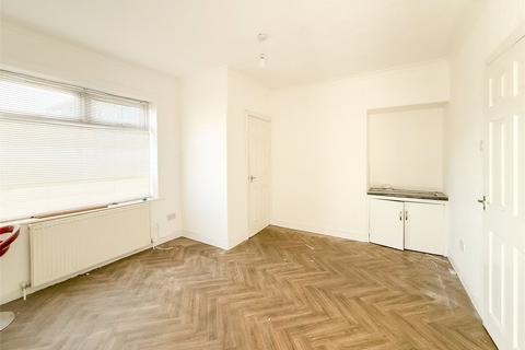 3 bedroom flat for sale, Watt Street, Gateshead, NE8