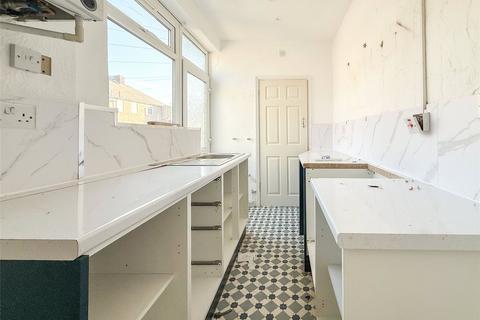 3 bedroom flat for sale, Watt Street, Gateshead, NE8