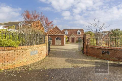 5 bedroom detached house for sale - Holt Road, Norwich NR10