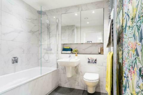 1 bedroom apartment to rent, Sheen Road, London, TW9