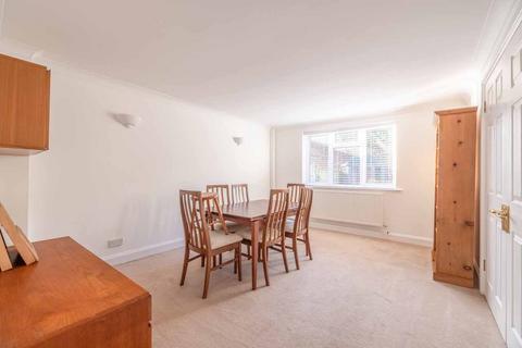 4 bedroom detached house for sale, Milton Avenue, Gerrards Cross SL9