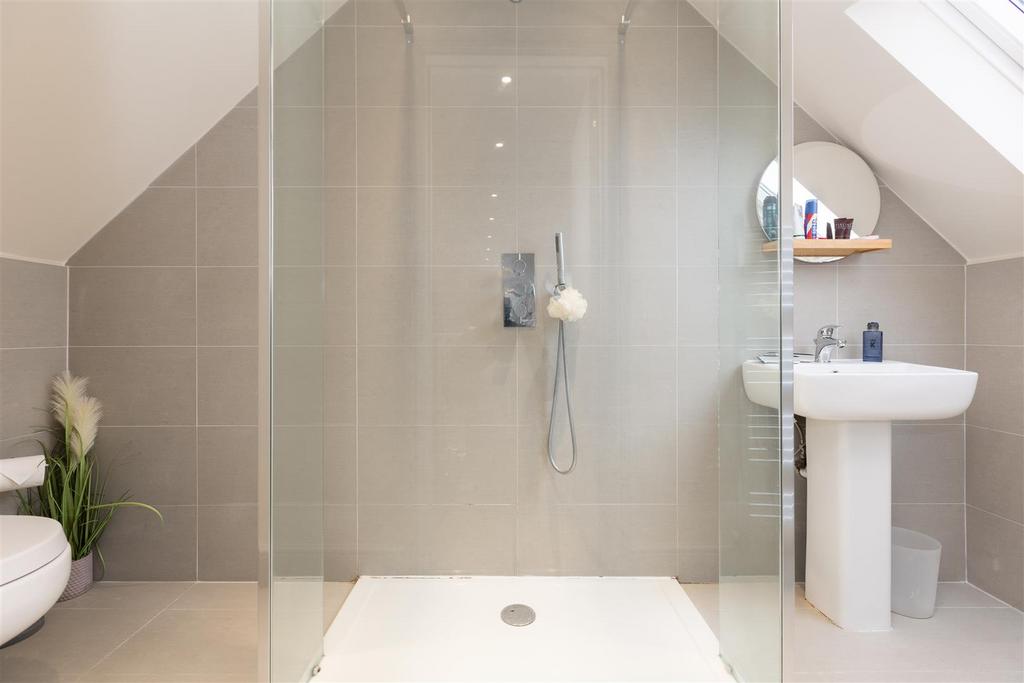 Bedroom 1 En-Suite