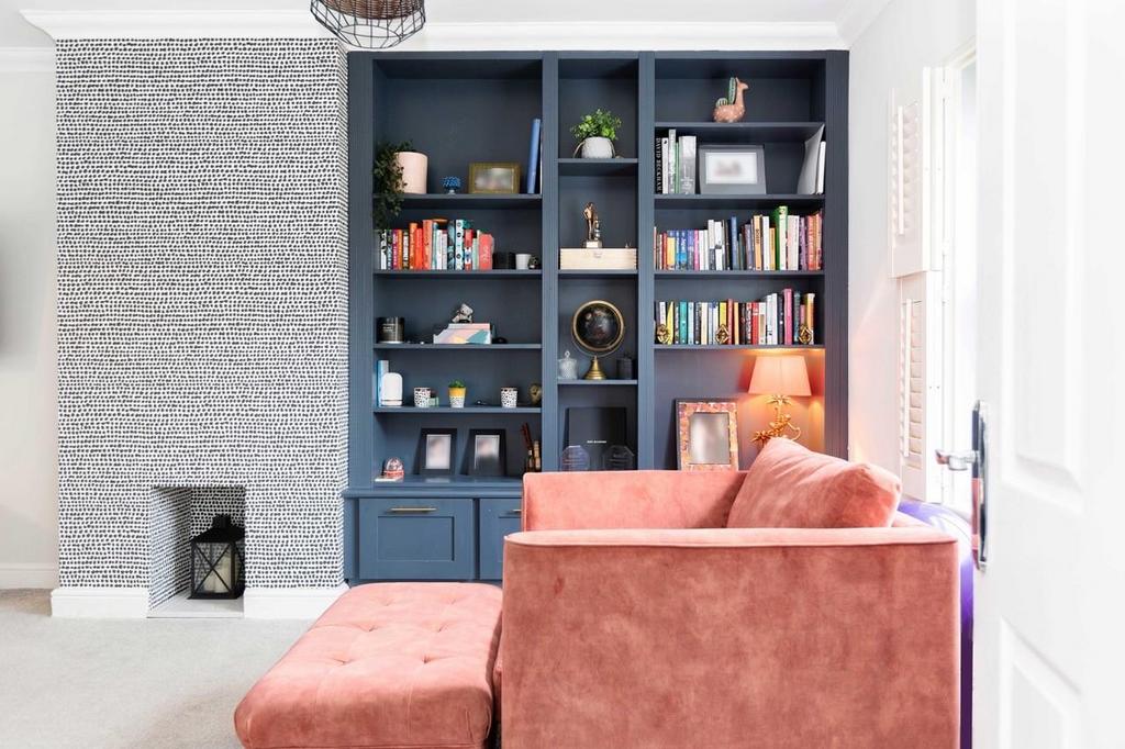 Lounge Media Wall