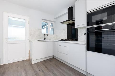 2 bedroom maisonette for sale, Vaughan Road, Stotfold, Hitchin, SG5 4EW