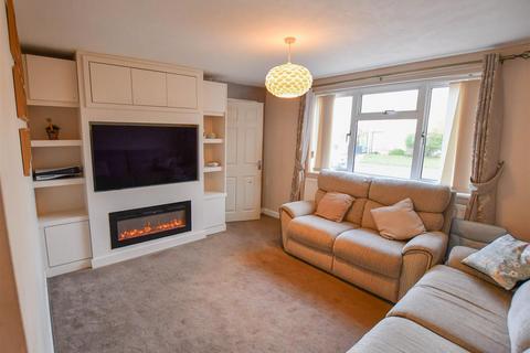 3 bedroom semi-detached house for sale, Trinity Close, Bottisham CB25