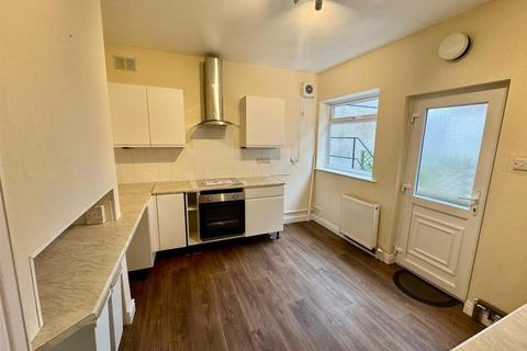 1 bedroom apartment to rent, Grange Avenue, Scarborough