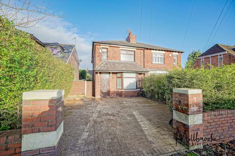 3 bedroom semi-detached house to rent, Leigh Road, Worsley, M28