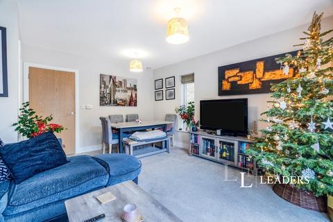 3 bedroom house to rent, Parkview Way, Epsom, Surrey, KT19