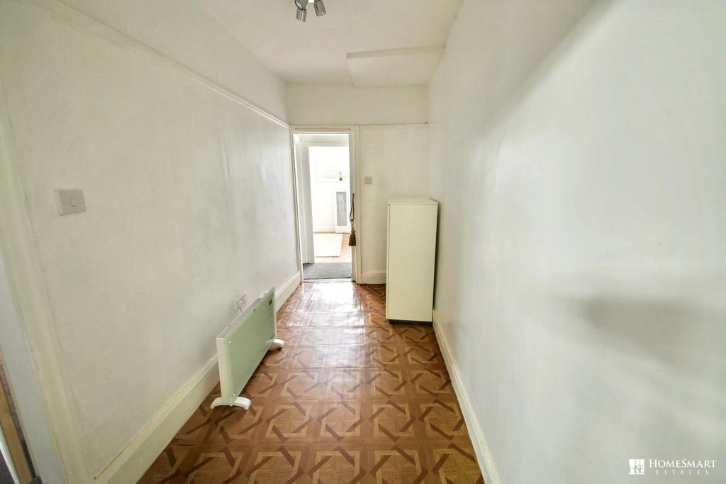 Hallway / Dining Area