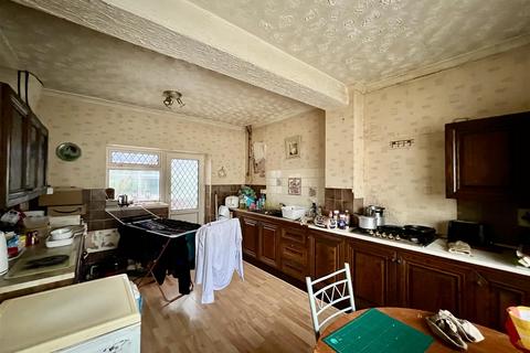 3 bedroom detached house for sale, Stepney Road, Garnant, Ammanford