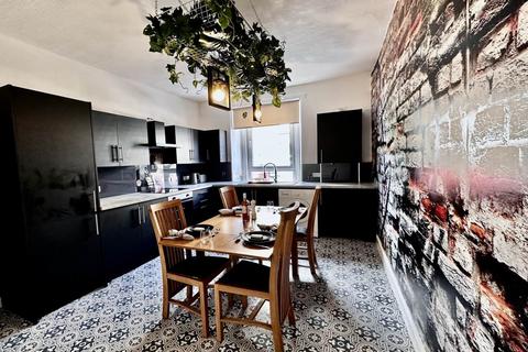 undefined, Park Avenue, Dundee,