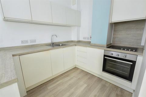 1 bedroom flat to rent, 20 Upperton Road, Eastbourne