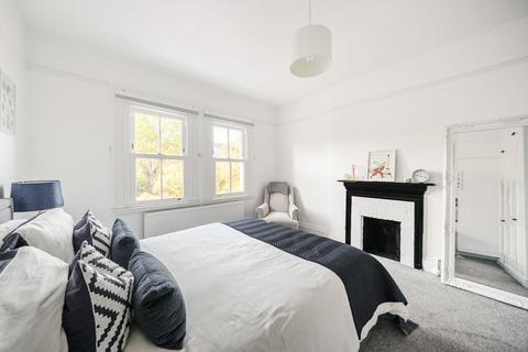 2 bedroom flat for sale, Lytton Grove, London, SW15