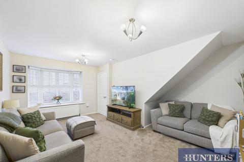 3 bedroom semi-detached house for sale, Badminton Close, Bridlington