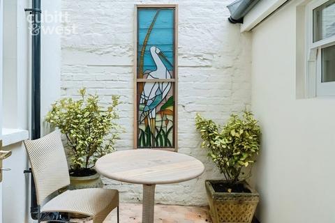 undefined, Upper Rock, Gardens Brighton, BN2