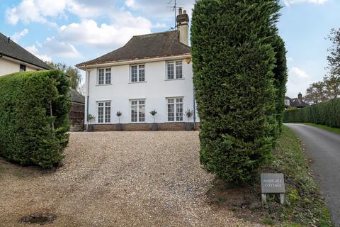 3 bedroom detached house for sale, Mare Hill Road, Pulborough