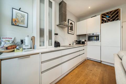 2 bedroom flat for sale, Percy Road, London W12