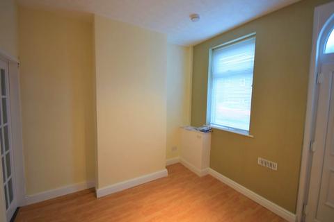 2 bedroom terraced house to rent, Christleton Road, Boughton, Chester