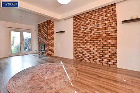 3 bedroom semi-detached house for sale, Brandon Road, Scunthorpe