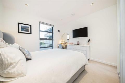 2 bedroom flat for sale, Pages Walk, London SE1