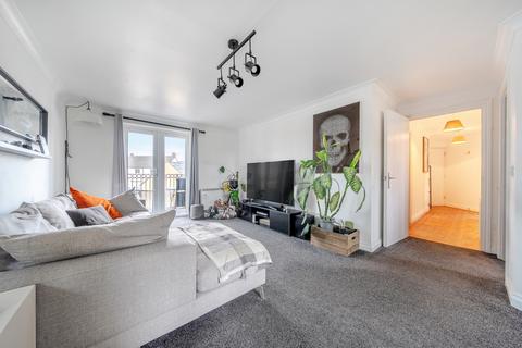 2 bedroom apartment for sale, Harvester Court, 3 Poppy Terrace, Carterton, Oxfordshire, OX18