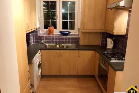 2 bedroom flat for sale, Shrewsbury House, Meadow Rd, lambeth, london, SW8