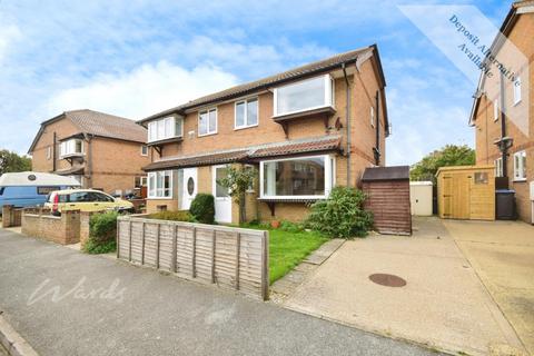 2 bedroom semi-detached house to rent, Sandown Close Deal CT14