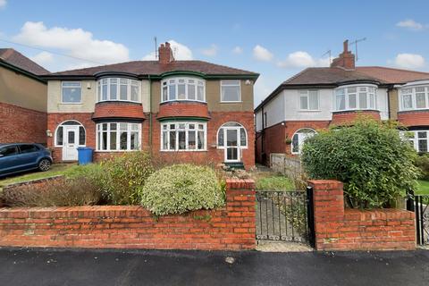 3 bedroom semi-detached house for sale, Manor Gardens, Scarborough, YO12