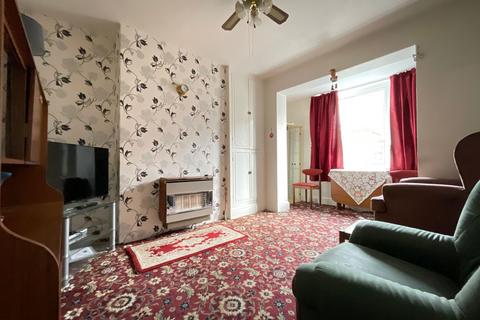 3 bedroom semi-detached house for sale, Manor Gardens, Scarborough, YO12