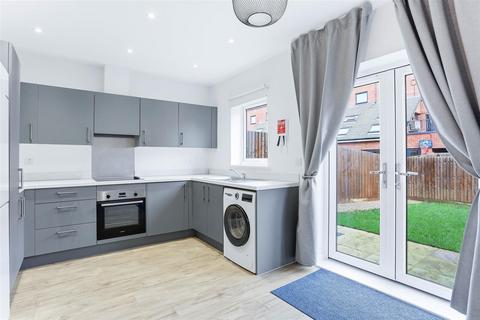 undefined, Calico Avenue, Wallington SM6
