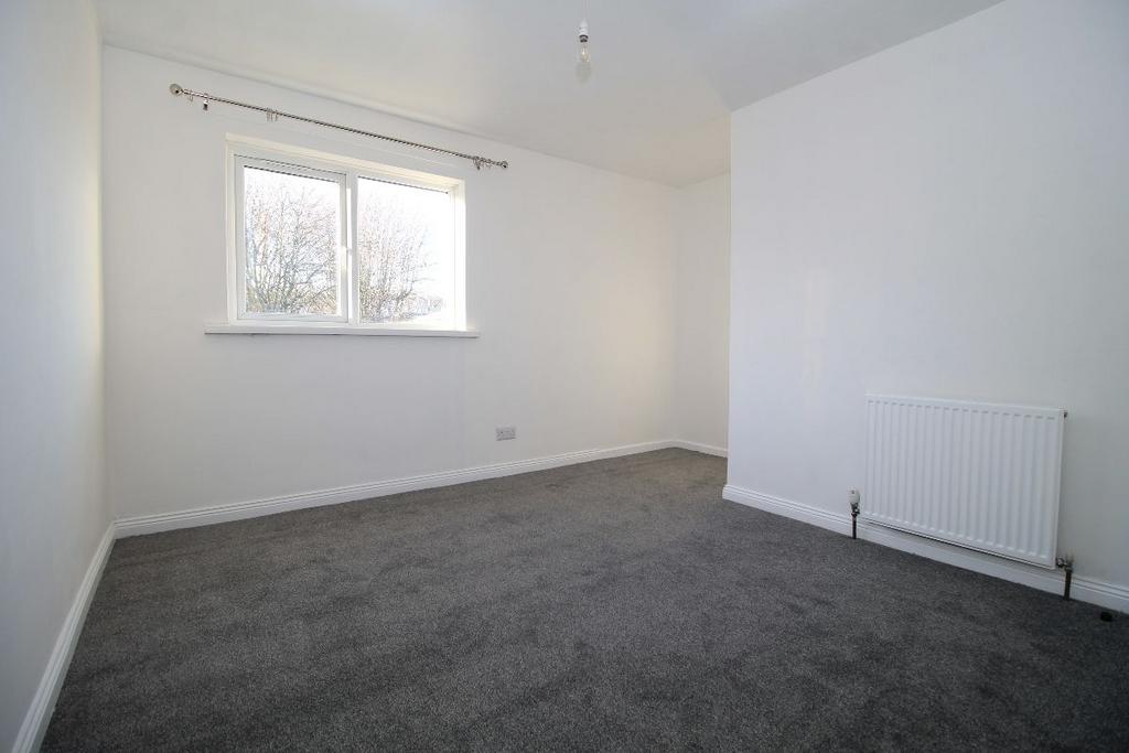 Bedroom two pic 2