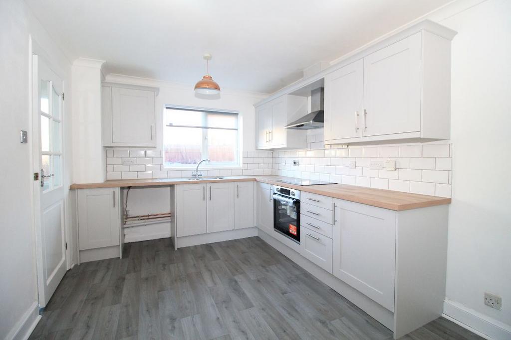 Kitchen pic 2
