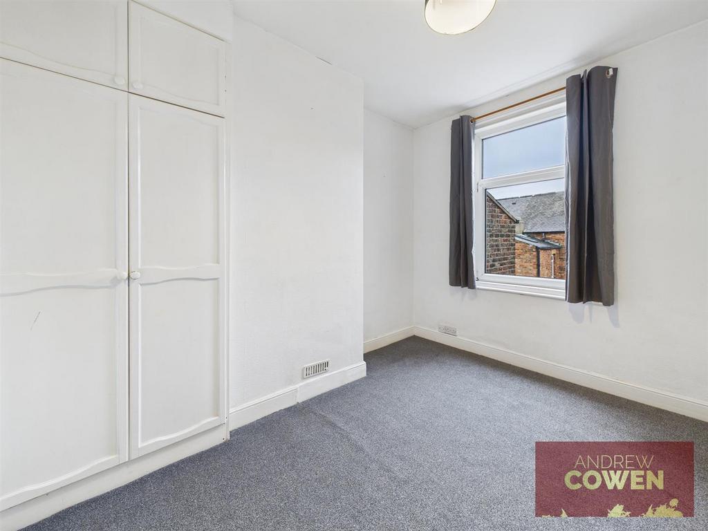 CAM05382 G0-PR0087-STILL008.jpg