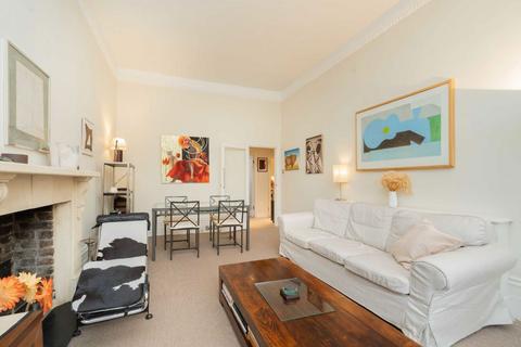 1 bedroom flat to rent, Elgin Crescent, London W11