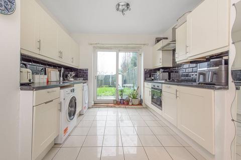 Beaconsfield Road, Friern Barnet, London, N11