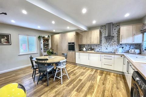 3 bedroom semi-detached house for sale, Luffenham Road, Ketton, Stamford
