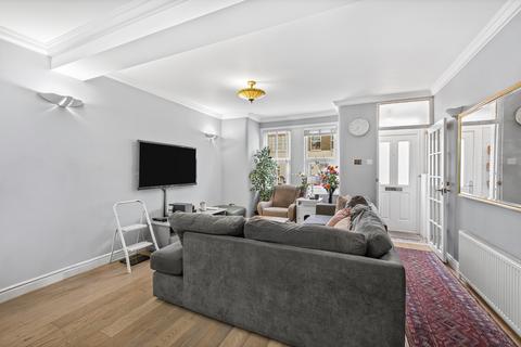 3 bedroom terraced house for sale, Stuart Road, SE15