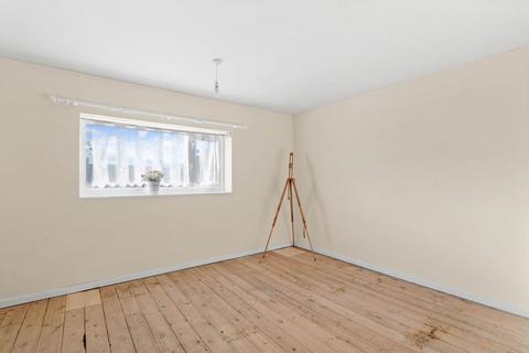 undefined, 13 Lower Croft, Cropthorne, Pershore. WR10 3NA