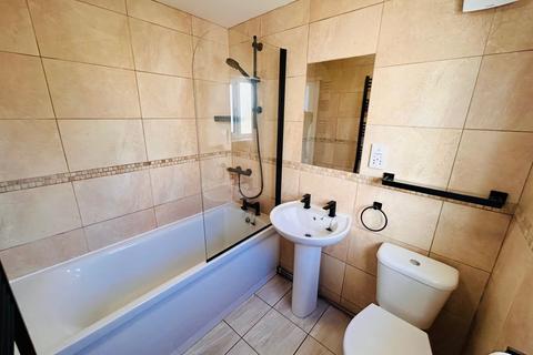 3 bedroom terraced house to rent, Havelock Road, Gravesend, DA11