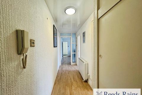 2 bedroom apartment for sale, Heath View, Greater Manchester M7