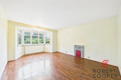4 bedroom detached house for sale, Cedar Drive, Hatch End, Middlesex, HA5