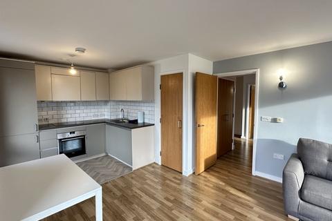 2 bedroom apartment to rent, Quadrant Crt, Empire Way